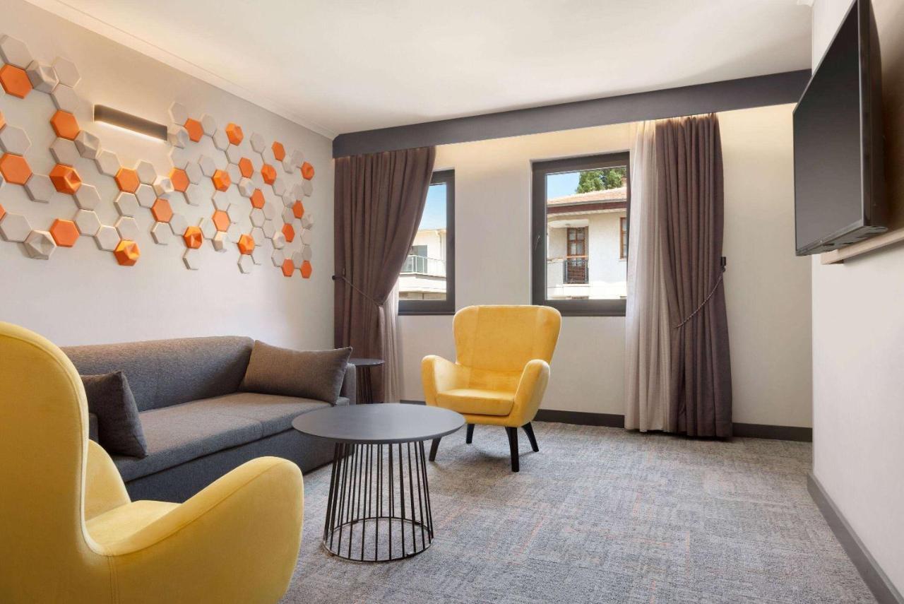 Days Hotel By Wyndham Ankara Cankaya Ancara Exterior foto