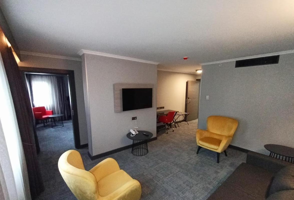 Days Hotel By Wyndham Ankara Cankaya Ancara Exterior foto
