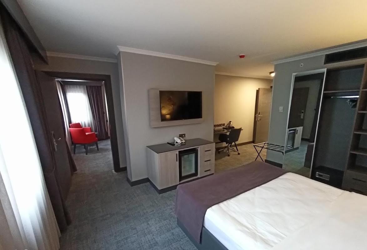 Days Hotel By Wyndham Ankara Cankaya Ancara Exterior foto