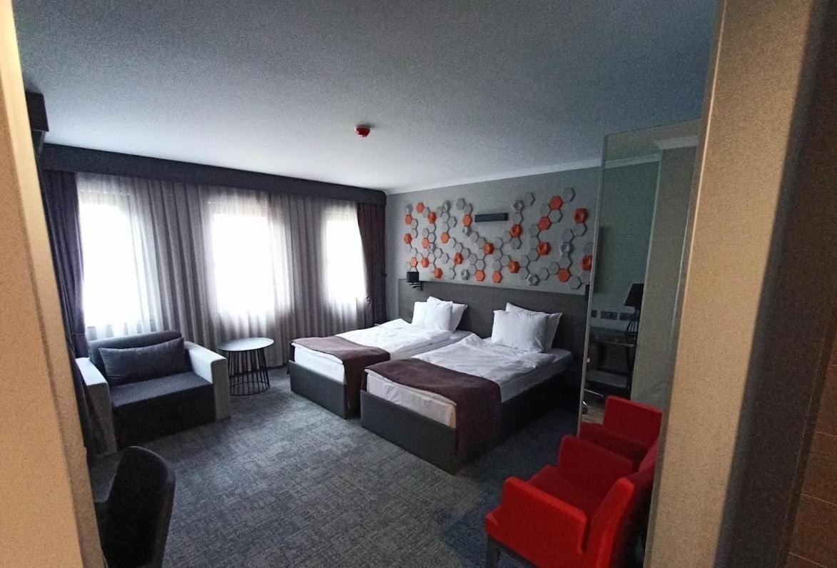 Days Hotel By Wyndham Ankara Cankaya Ancara Exterior foto