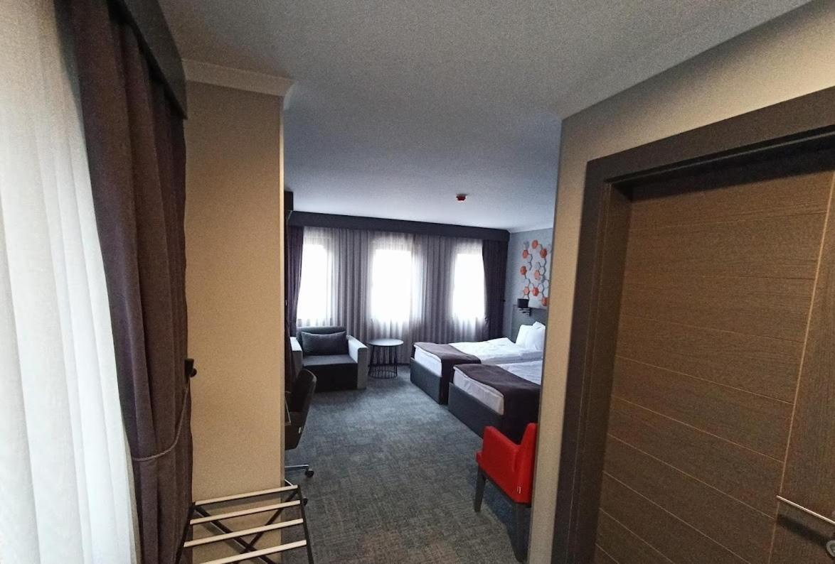 Days Hotel By Wyndham Ankara Cankaya Ancara Exterior foto