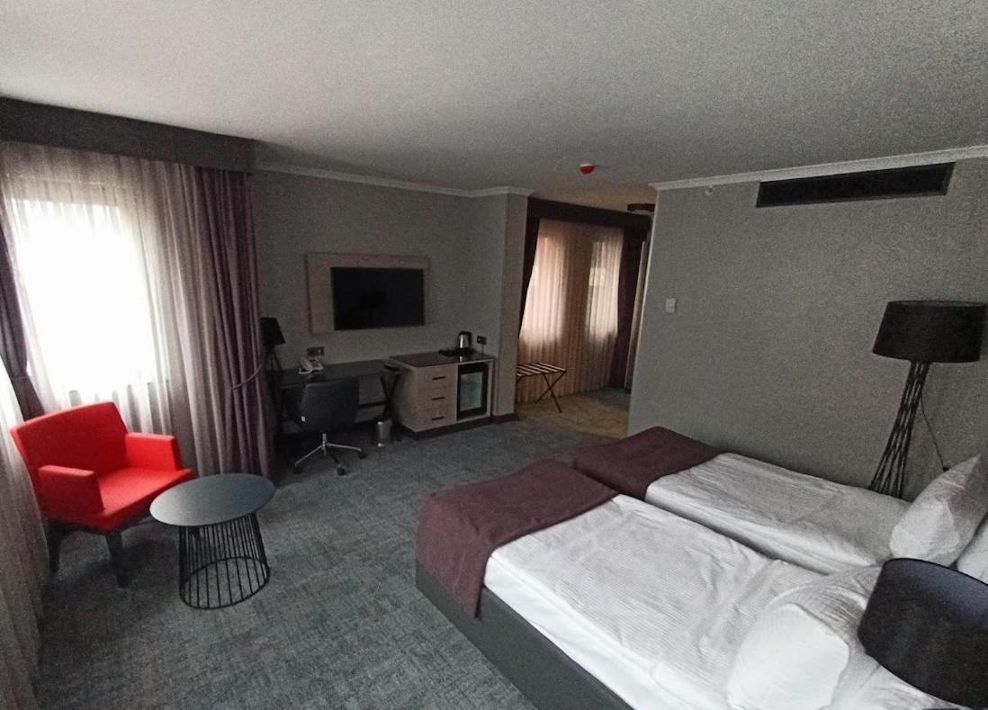 Days Hotel By Wyndham Ankara Cankaya Ancara Exterior foto